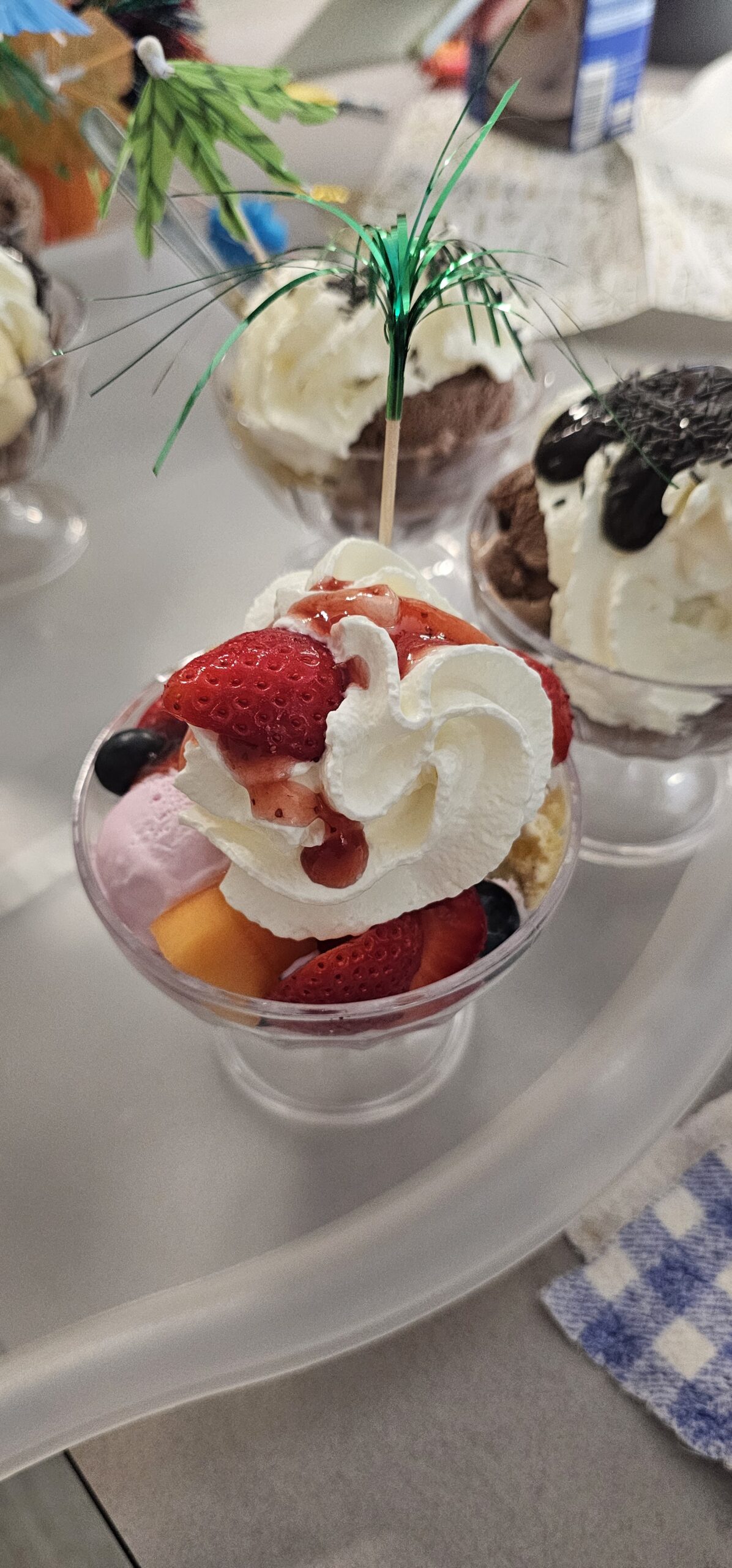 Fruchteisbecher